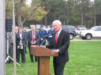 Speaking at the 40th Reunion Memorial