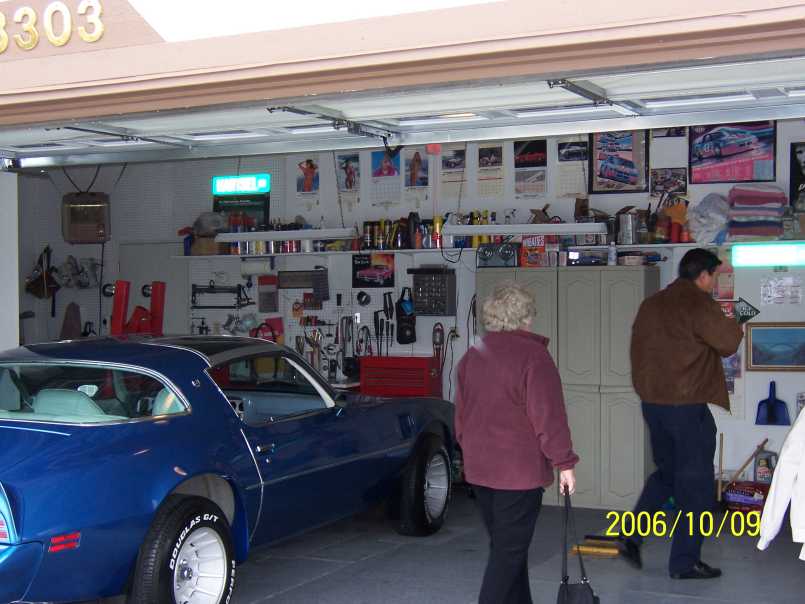 Hart's Garage